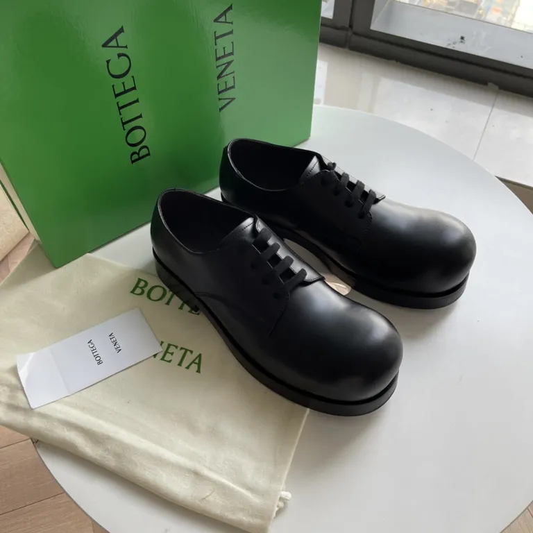 Bottega Veneta Shoe 